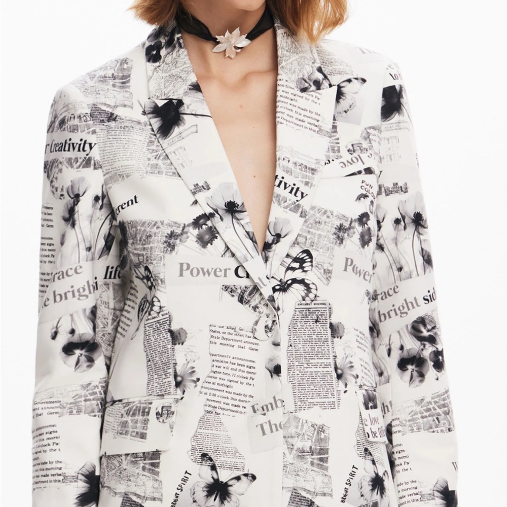 Desigual NWT Black and White Artistic Blazer
